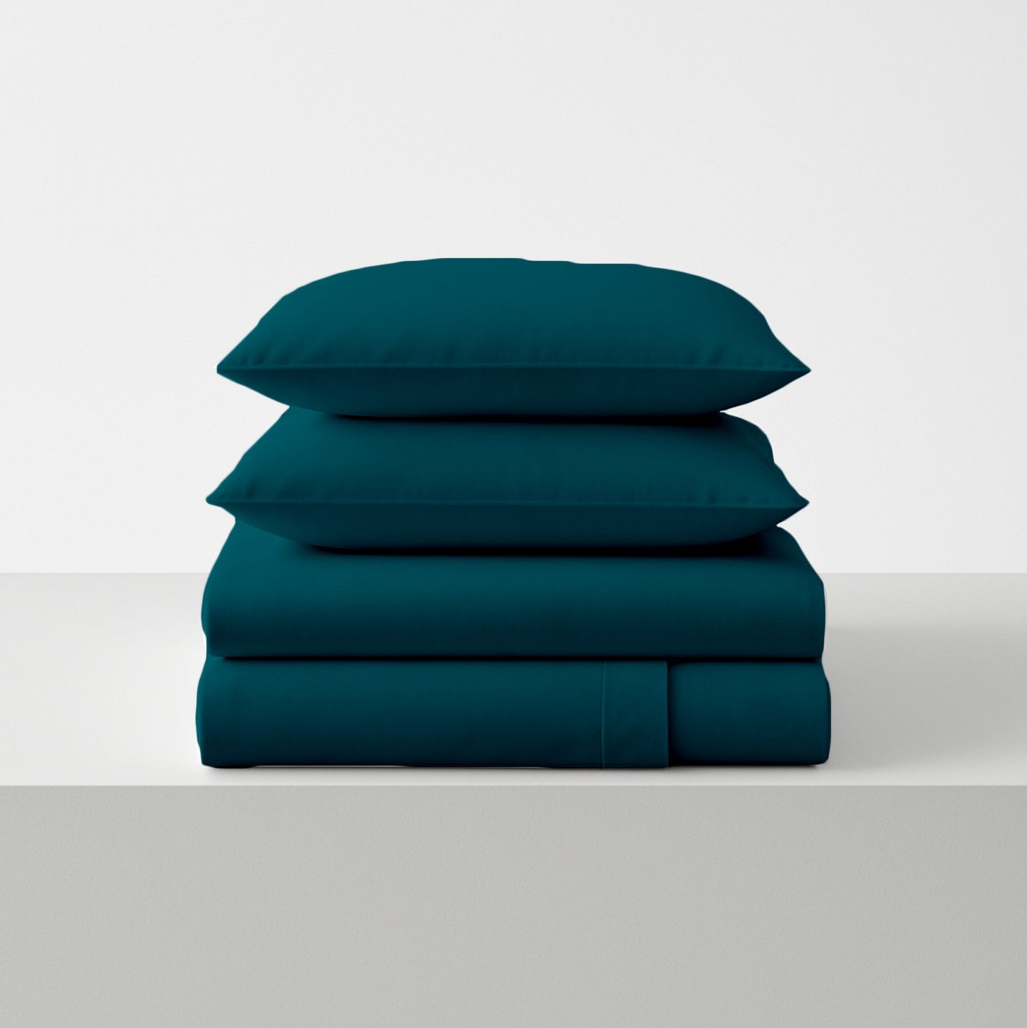 Teal Microfiber Flat Bedsheet With Two Pillow Cover – Fade-Resistant & All-Season Comfort