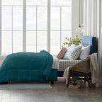 Plain colour comforter designed for extreme cold weather